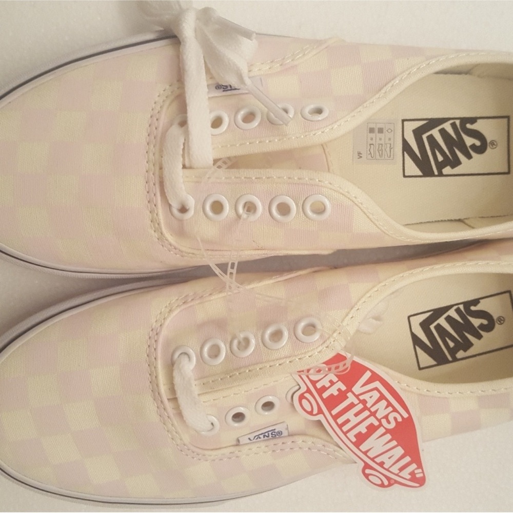 Vans Women's Pink and Cream Checkered Sneakers